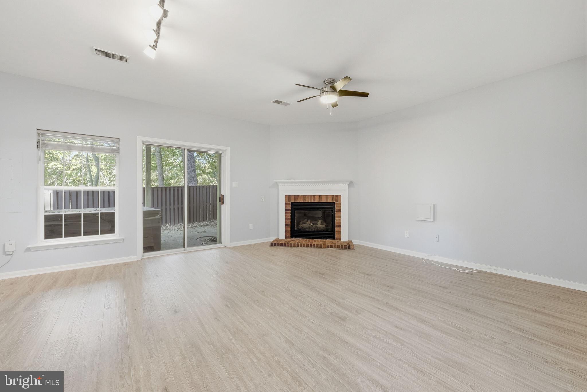 GREAT FALLS CHASE - Residential