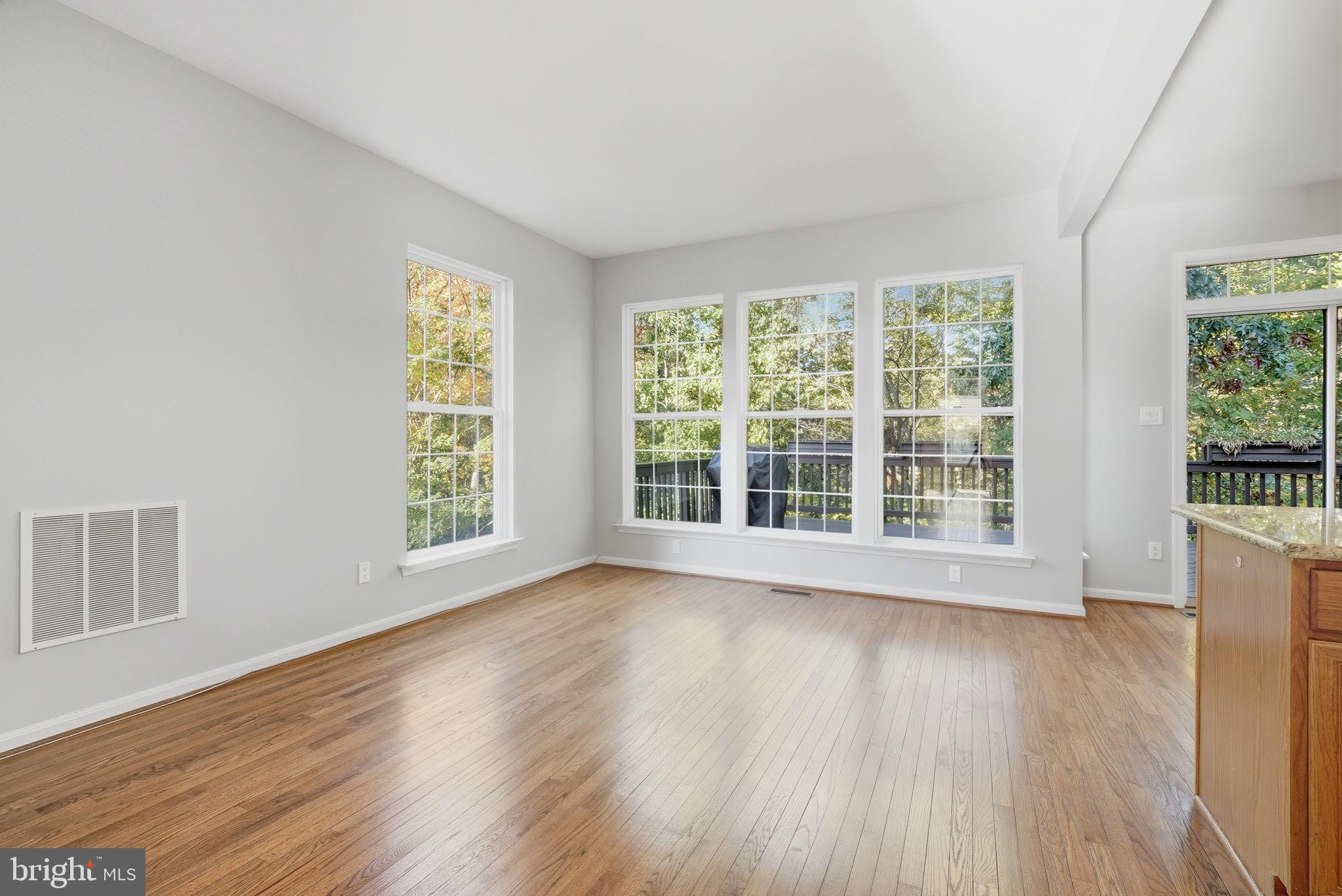 GREAT FALLS CHASE - Residential