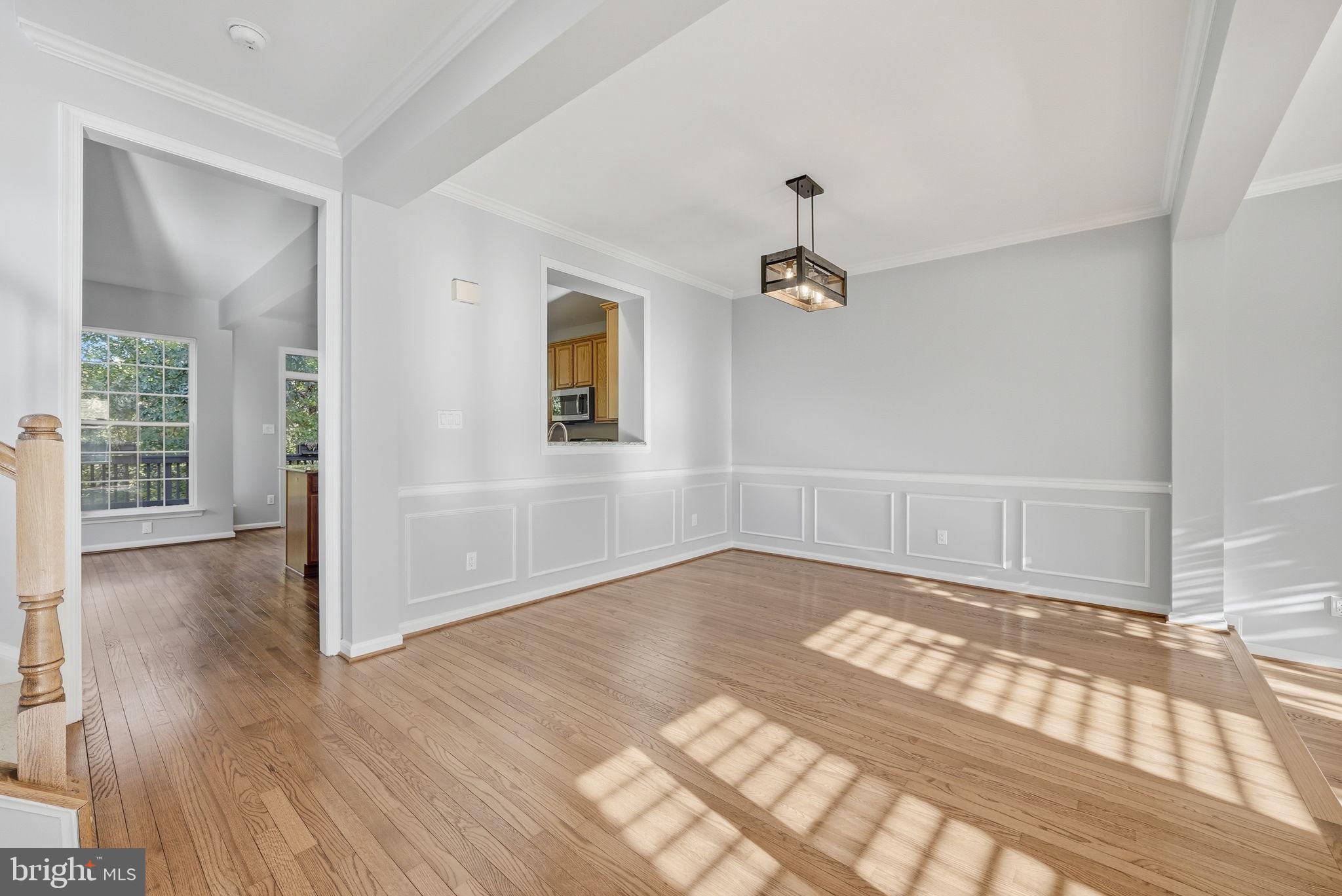 GREAT FALLS CHASE - Residential