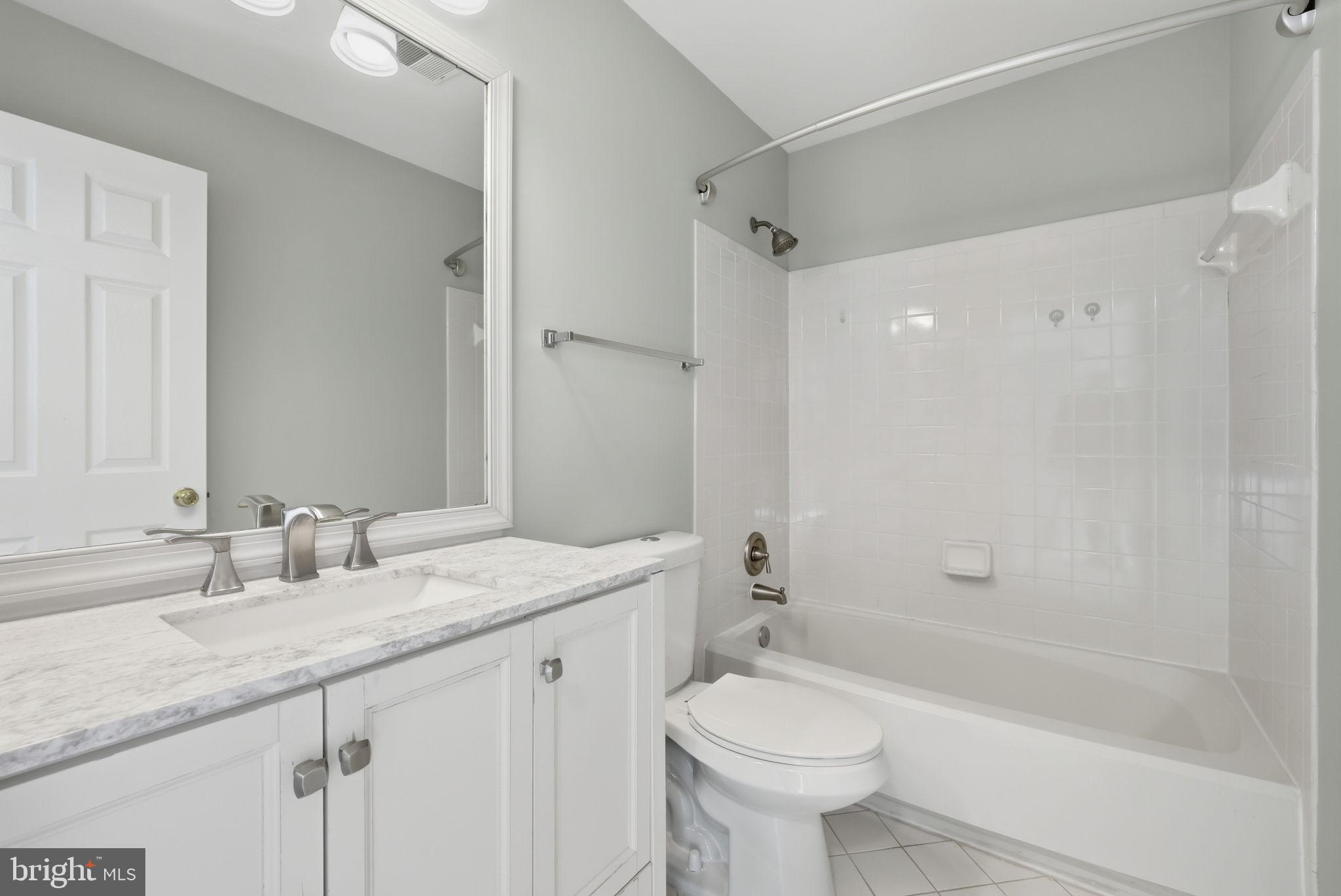 GREAT FALLS CHASE - Residential