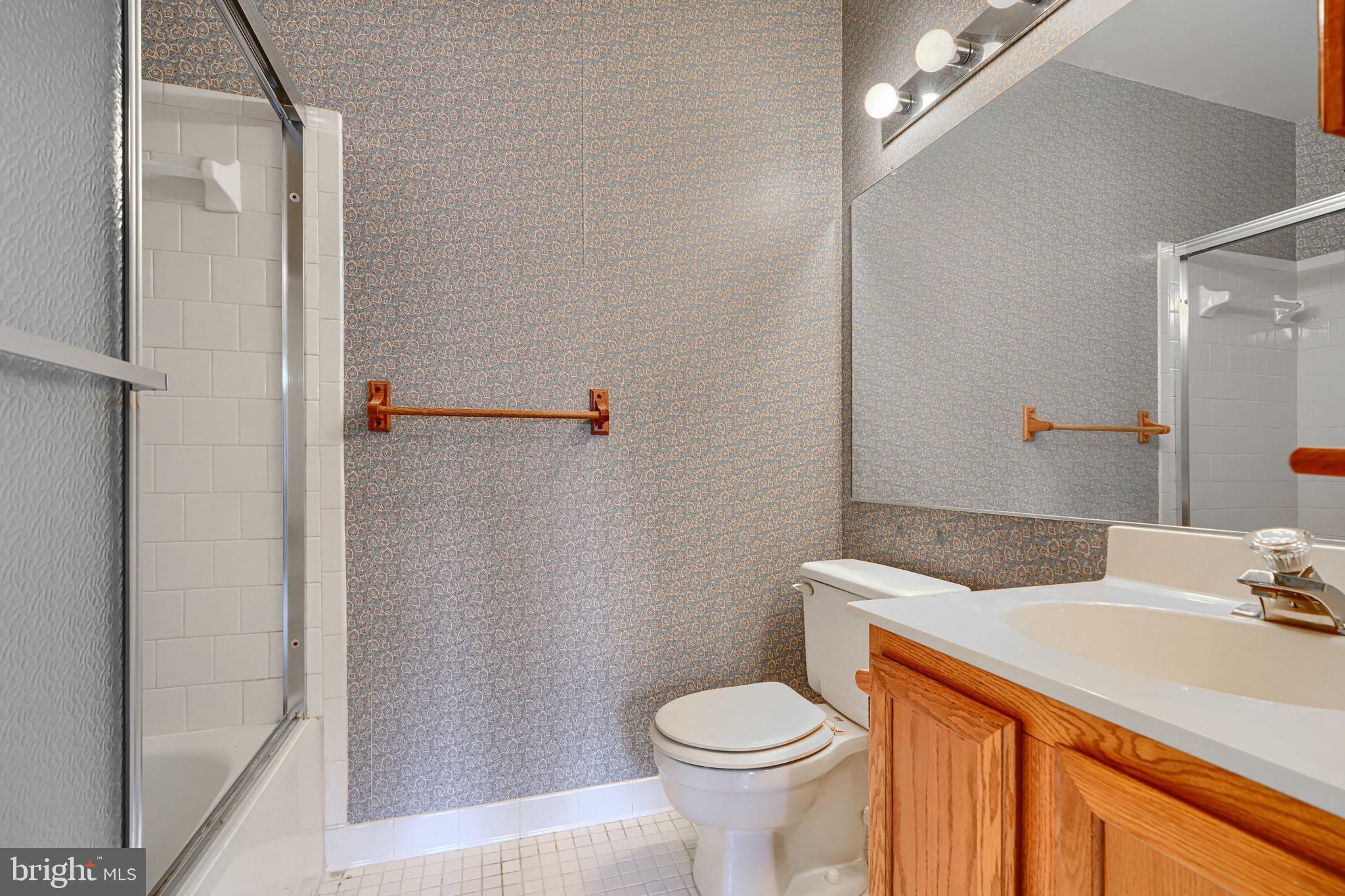 PERRY HALL - Residential