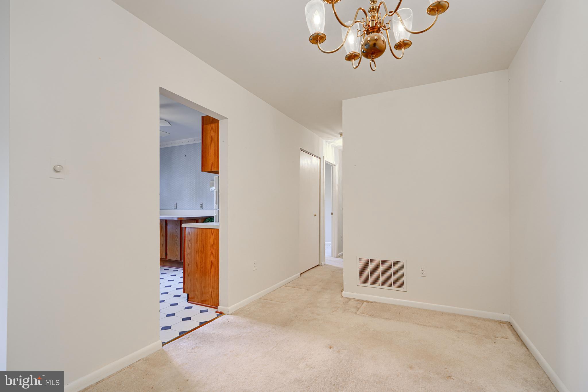 PERRY HALL - Residential