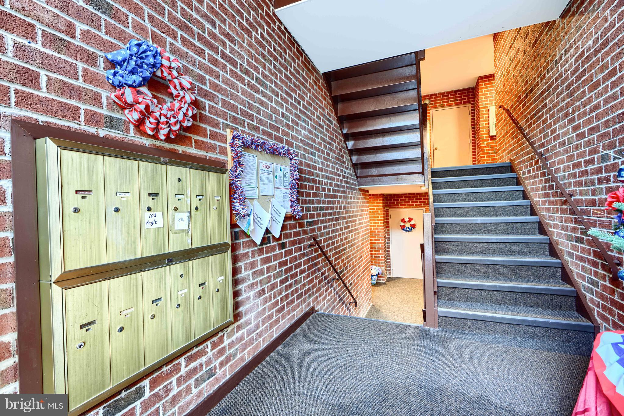 PERRY HALL - Residential