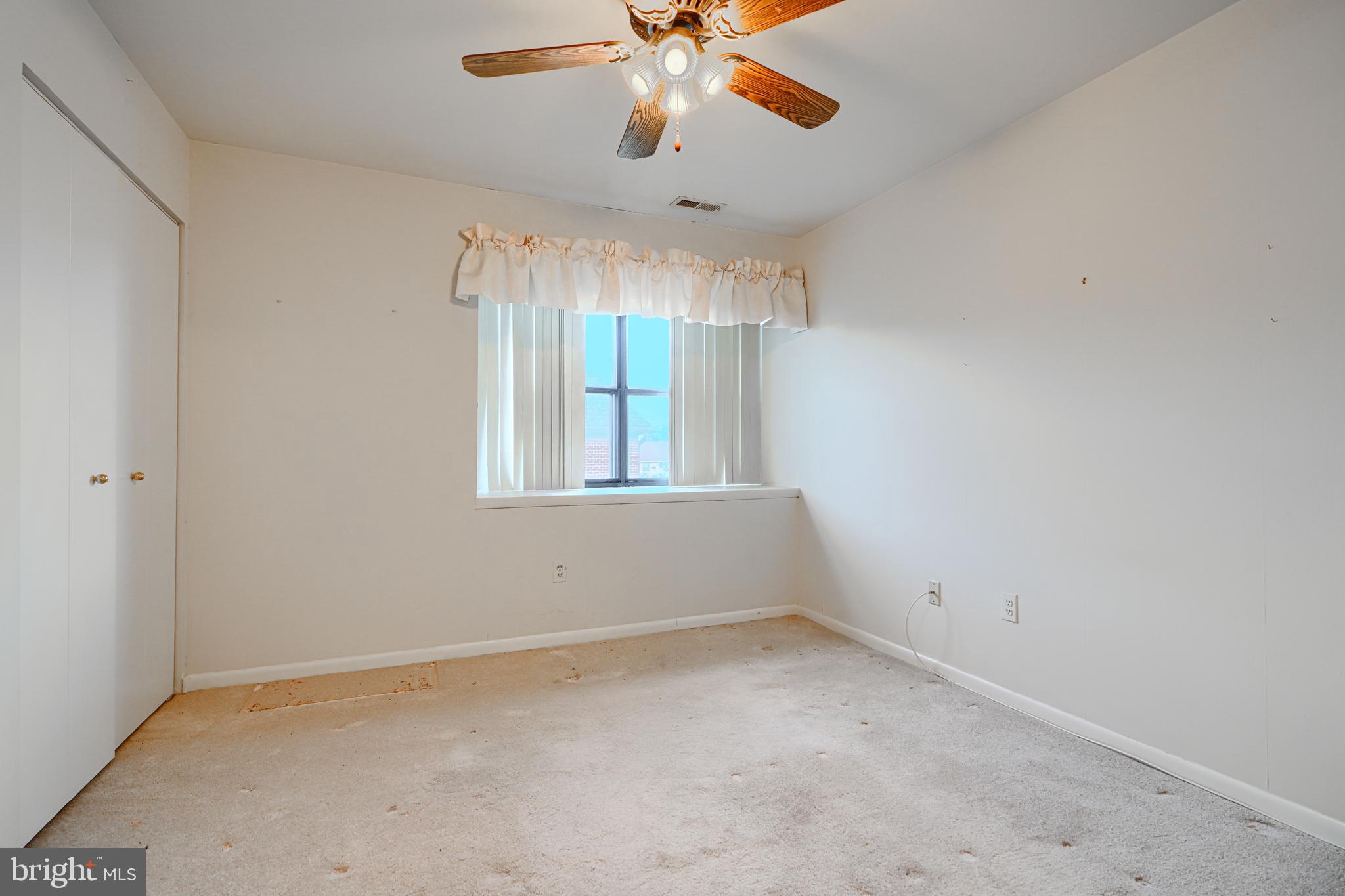 PERRY HALL - Residential