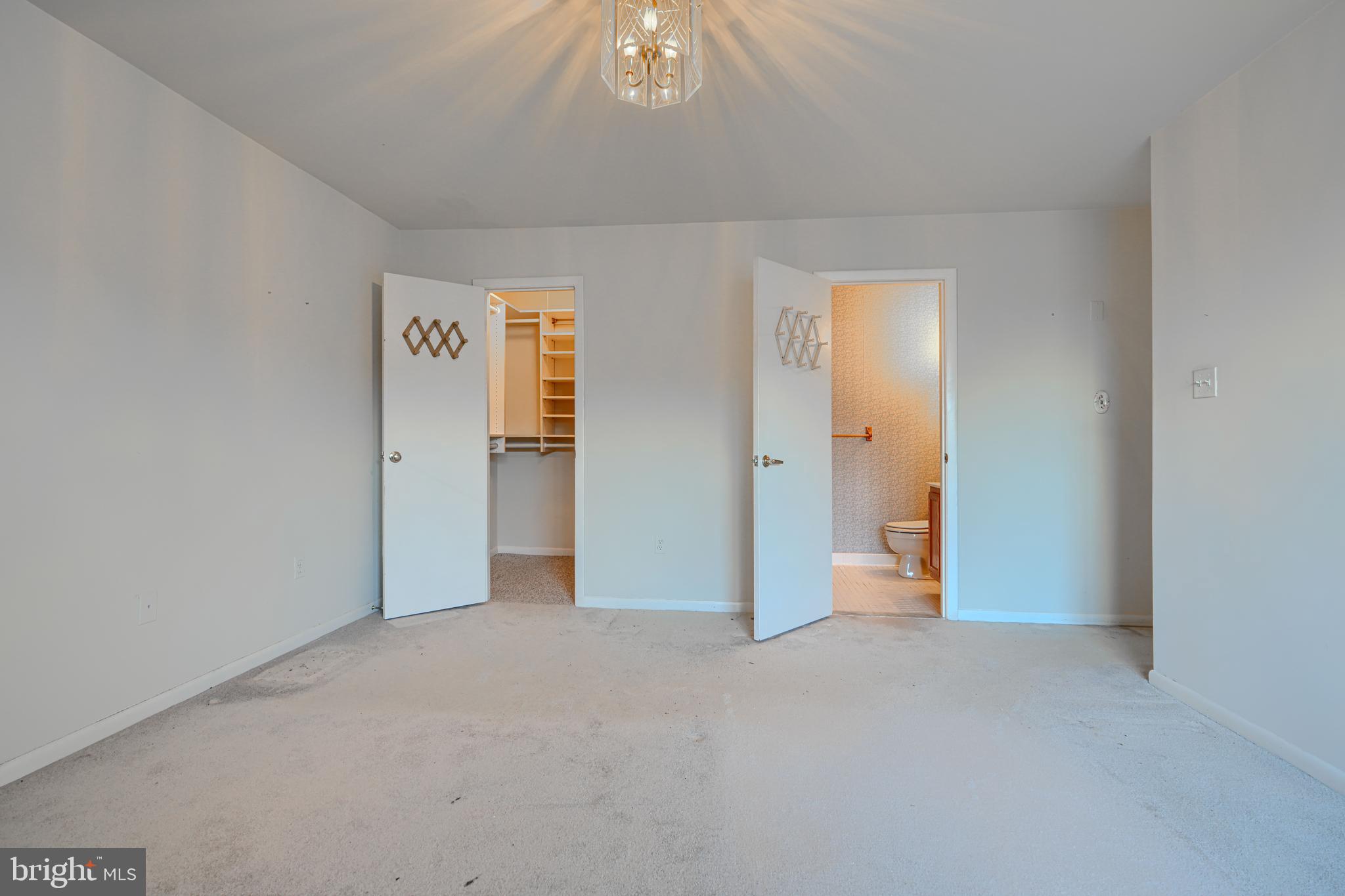 PERRY HALL - Residential