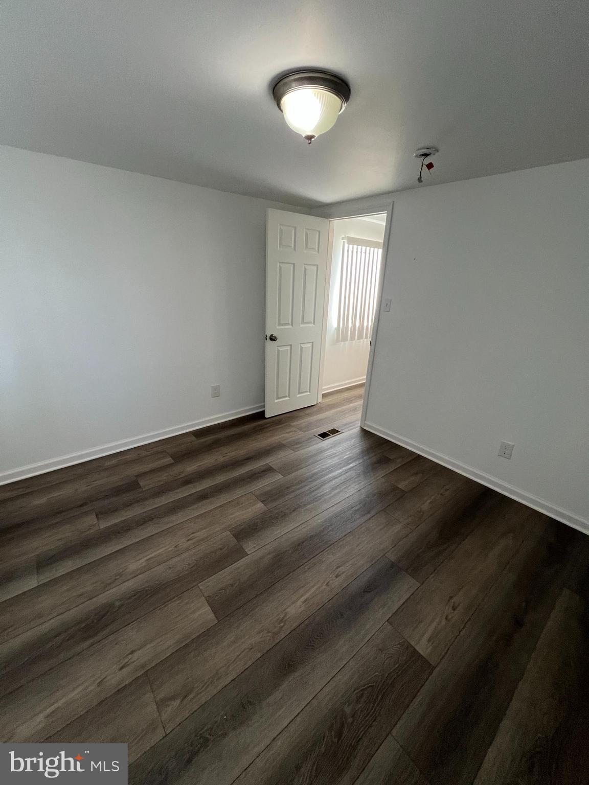 21 CEDARWOOD