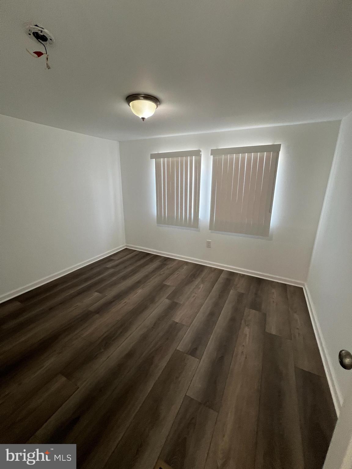 21 CEDARWOOD
