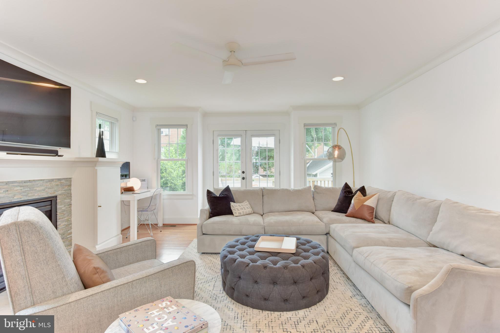 DEL RAY - Residential