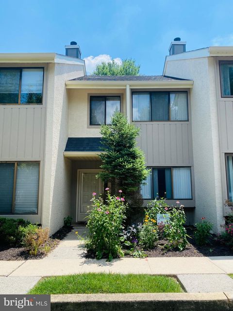 Townhouse For Sale - 44 Landmark Drive<br/> MALVERN, PA 19355