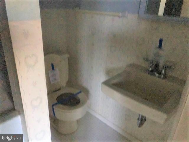 PERRY HALL VILLAGE - Residential