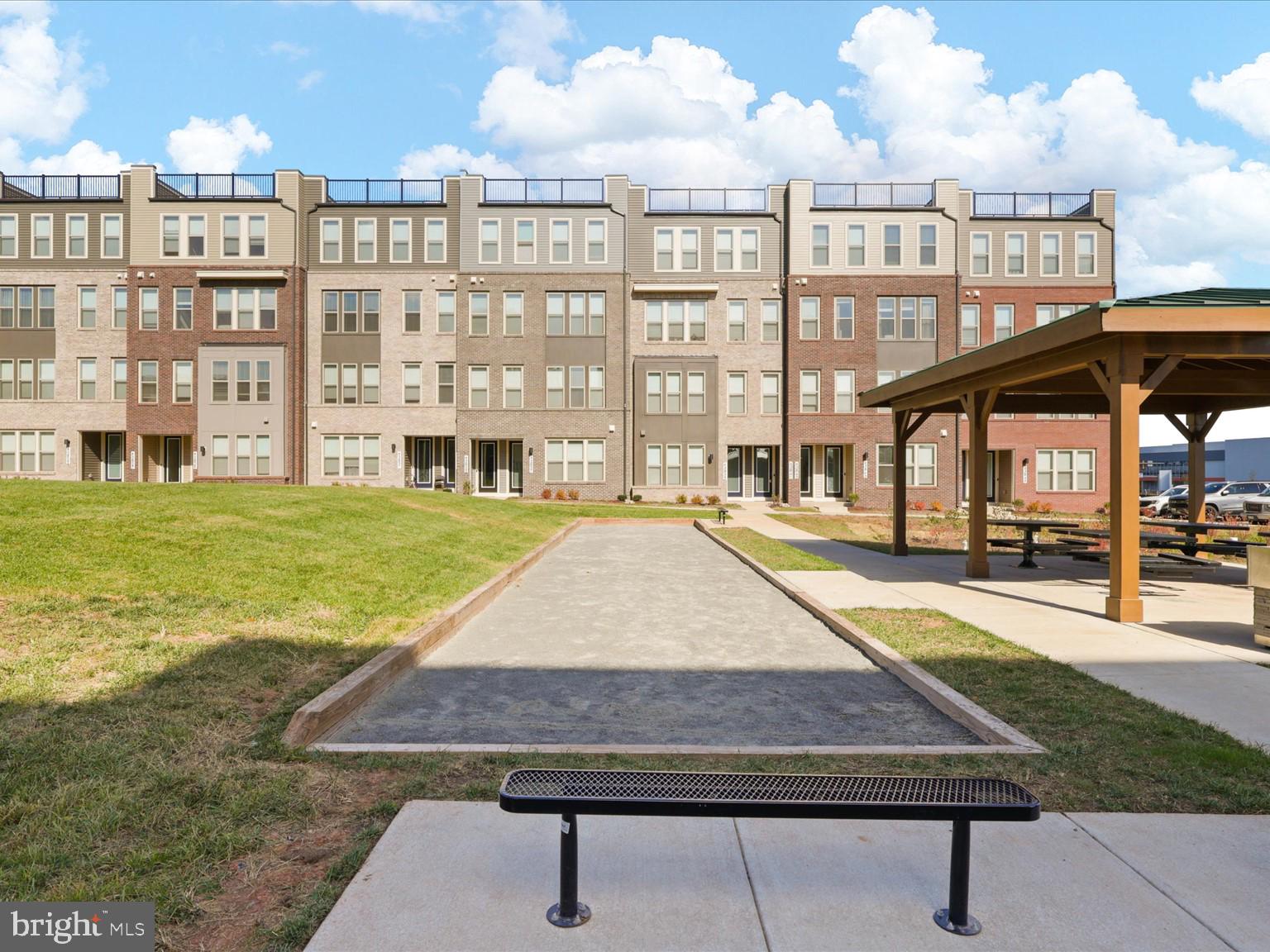 WAXPOOL CROSSING - Residential