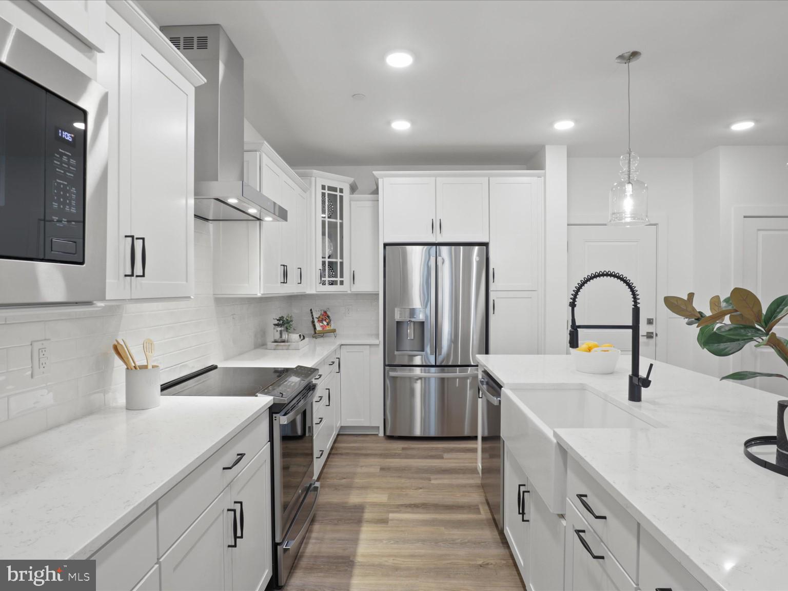 21731 DOVEKIE TERRACE 205