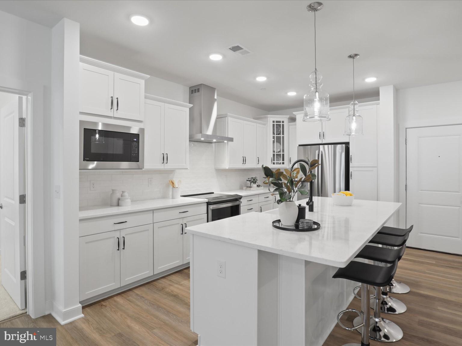 21731 DOVEKIE TERRACE 205