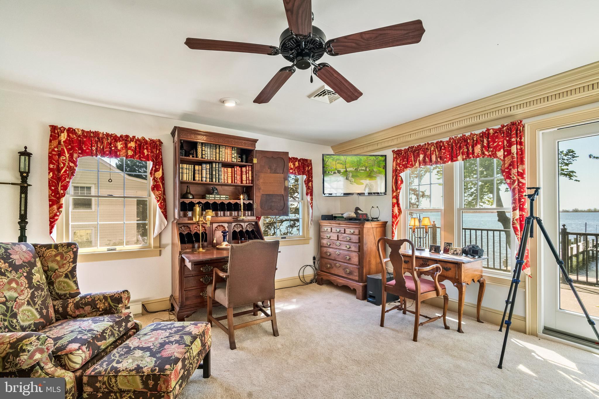 KENTMORE PARK - Residential