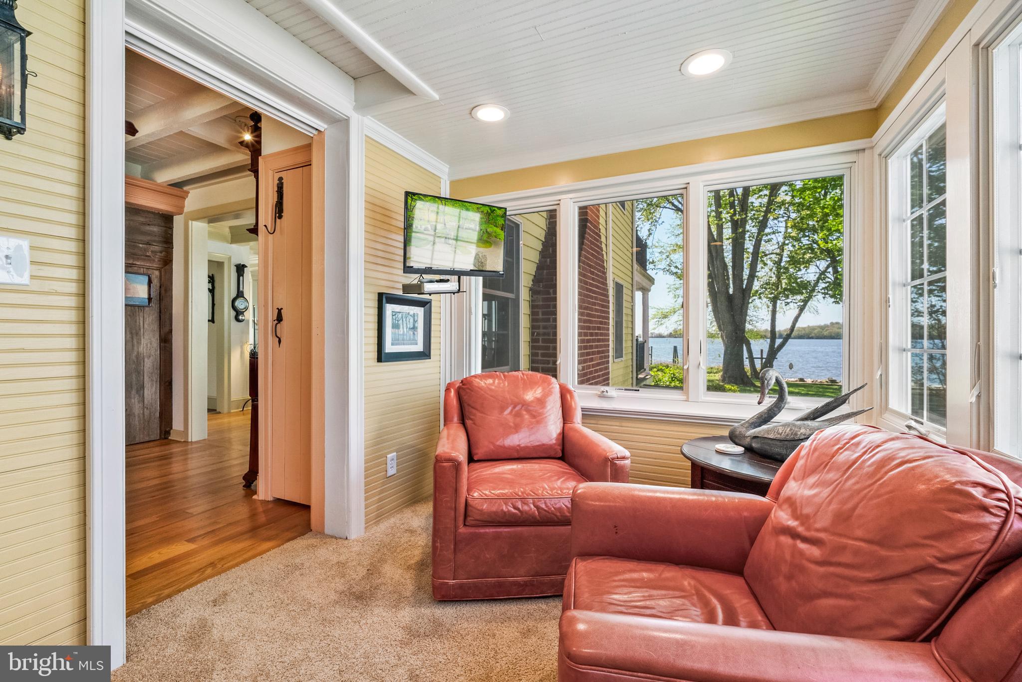 KENTMORE PARK - Residential