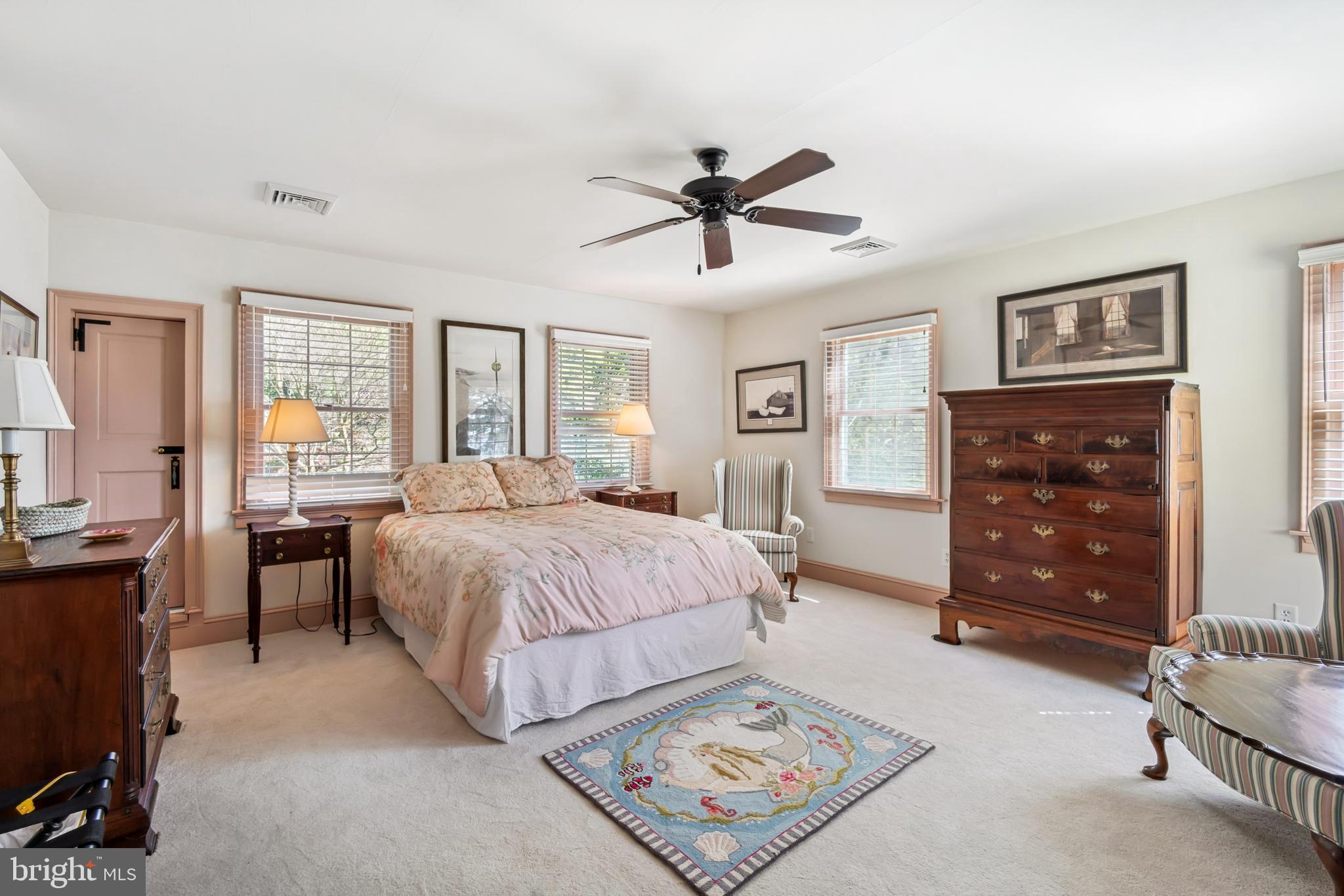 KENTMORE PARK - Residential