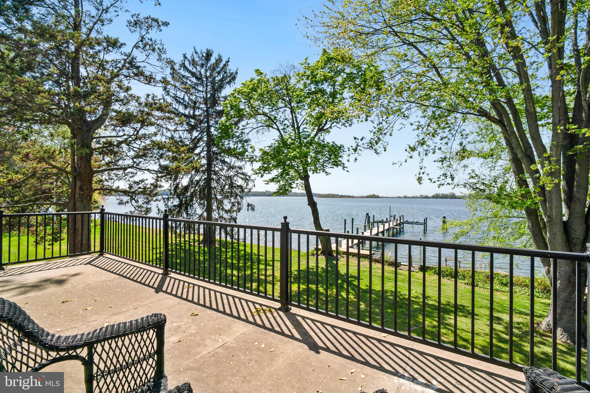 KENTMORE PARK - Residential