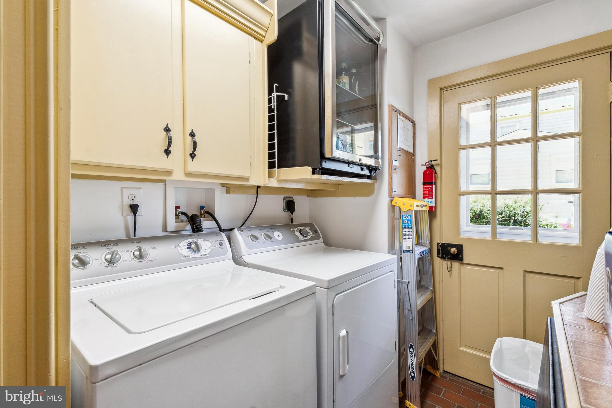 KENTMORE PARK - Residential