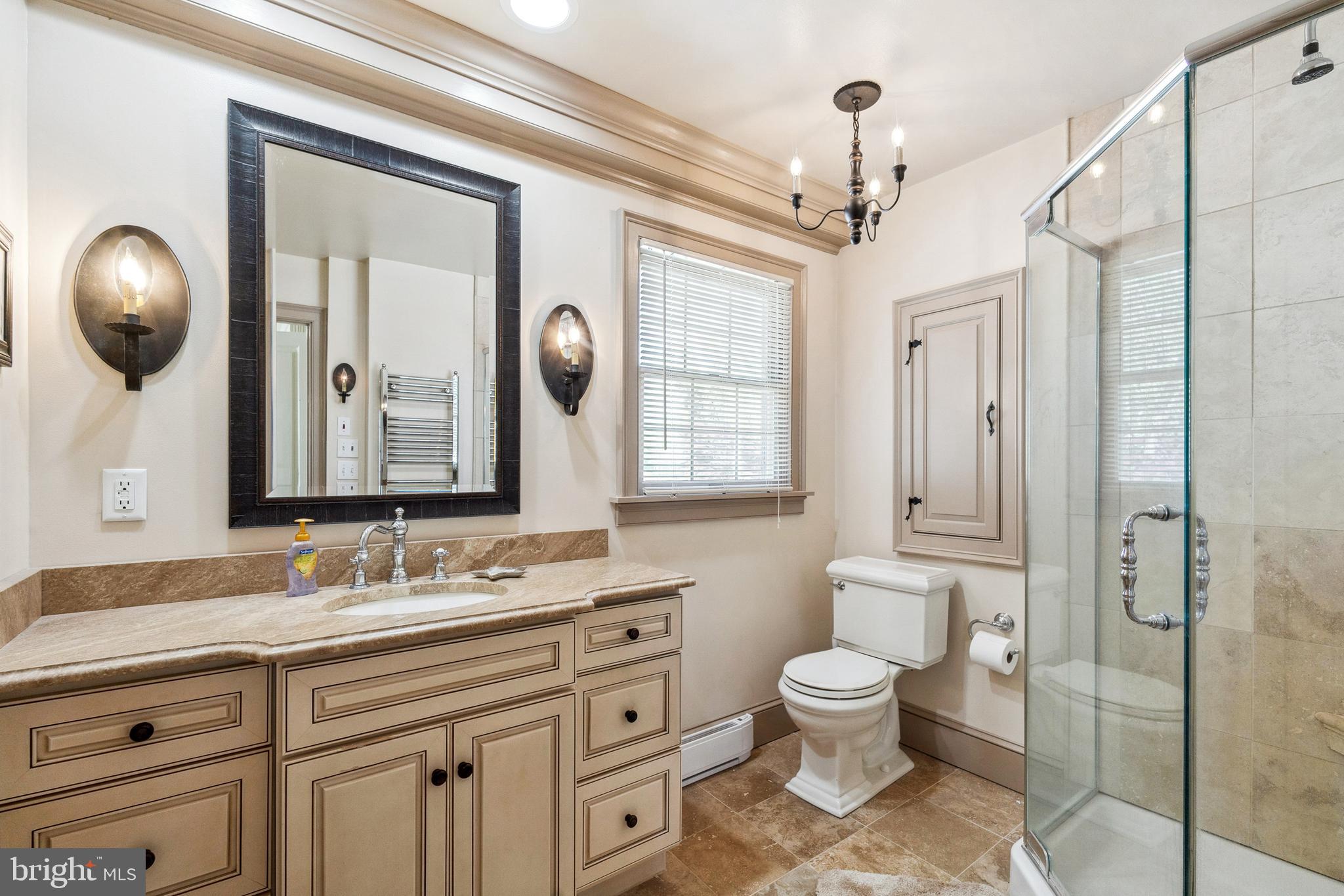 KENTMORE PARK - Residential