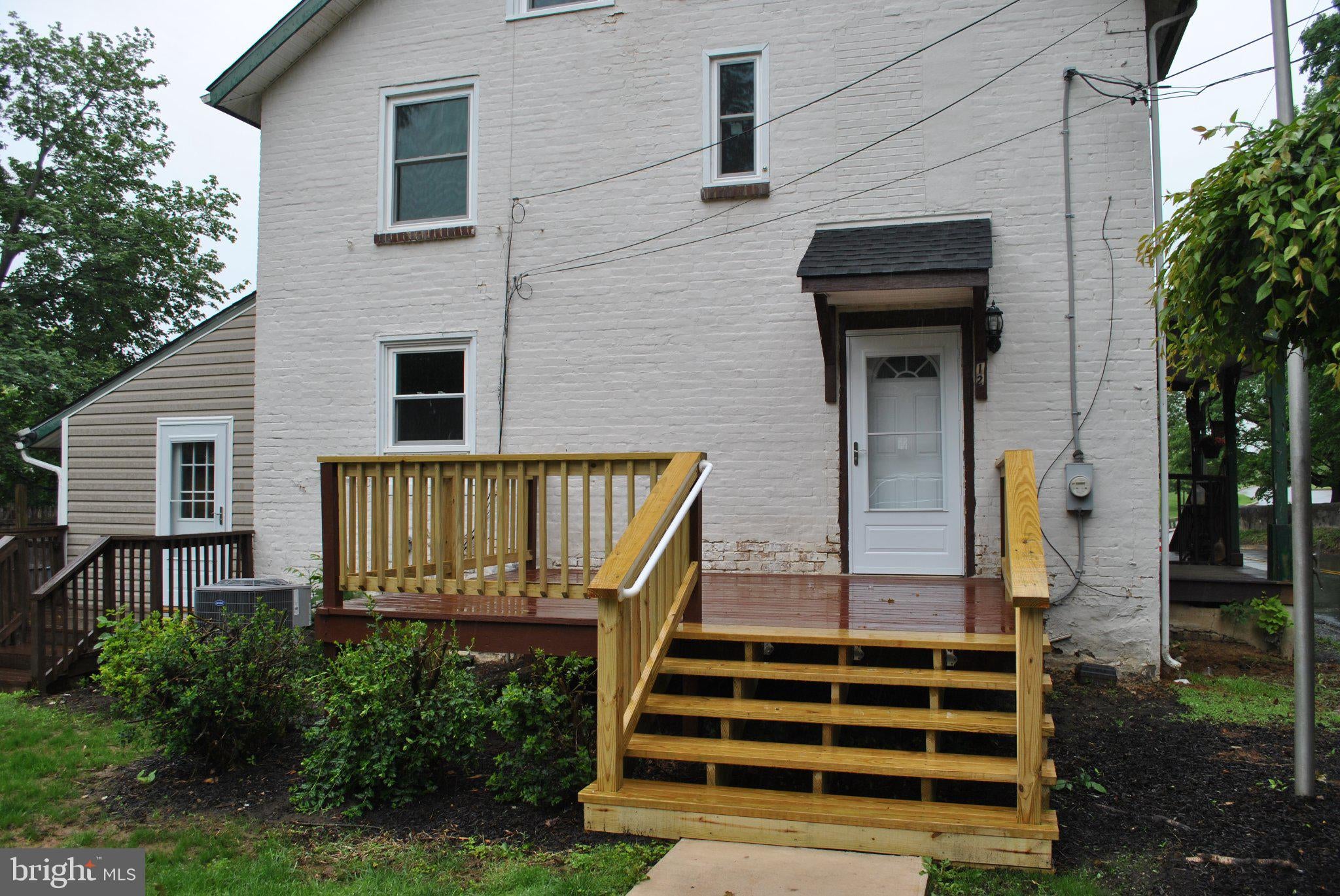 12 S THORNTON ROAD
