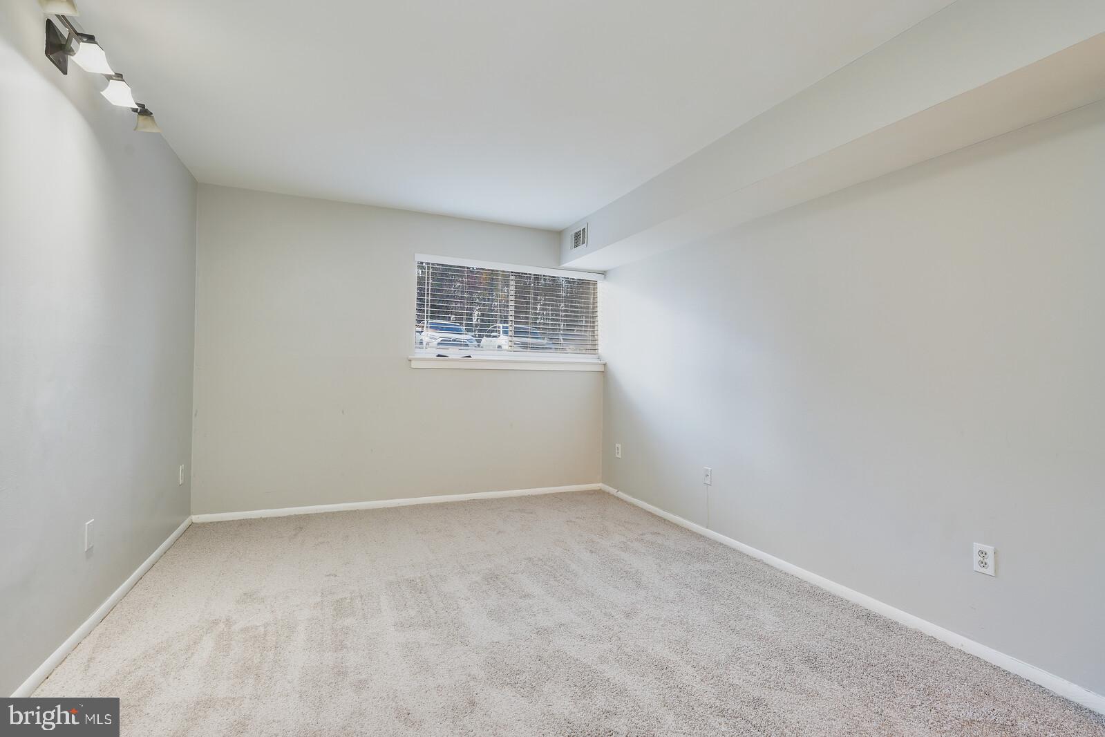 CHELSEA WOODS CONDO - Residential