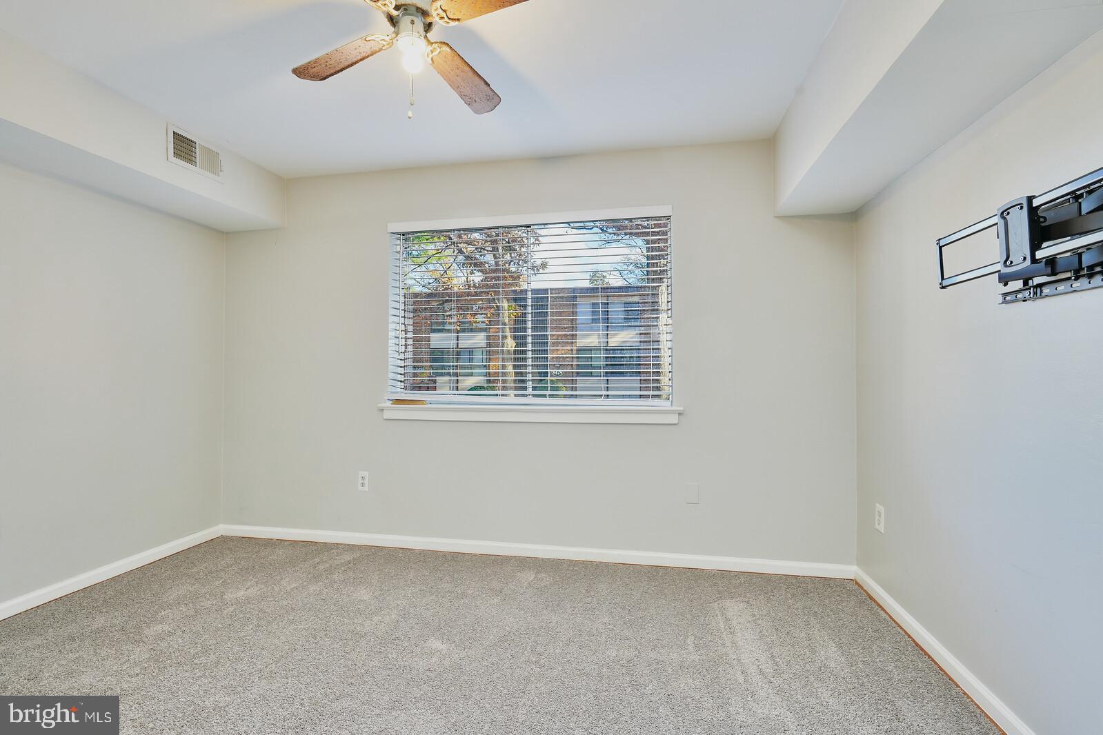 CHELSEA WOODS CONDO - Residential