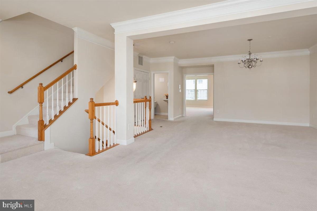 STONEY RUN - Residential