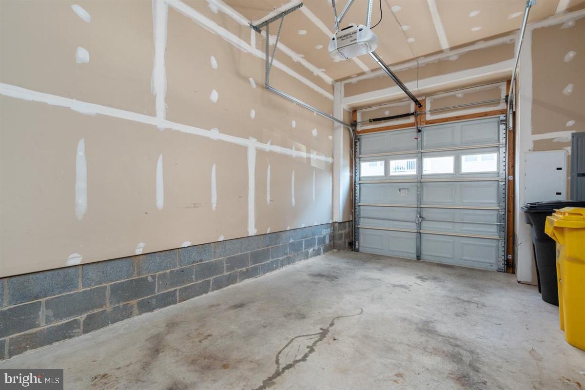 STONEY RUN - Residential