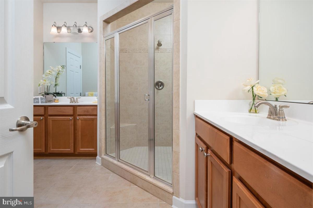 STONEY RUN - Residential