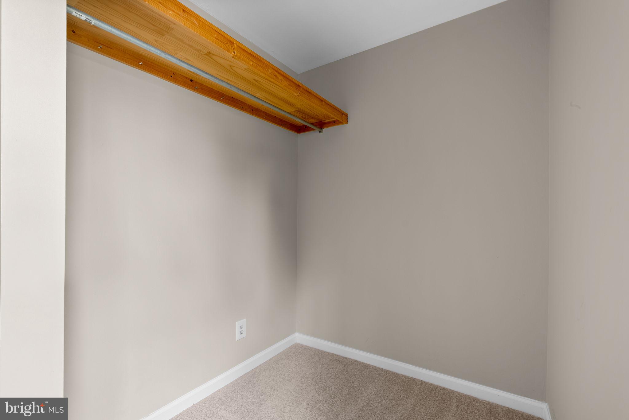 HERONS COVE - Residential