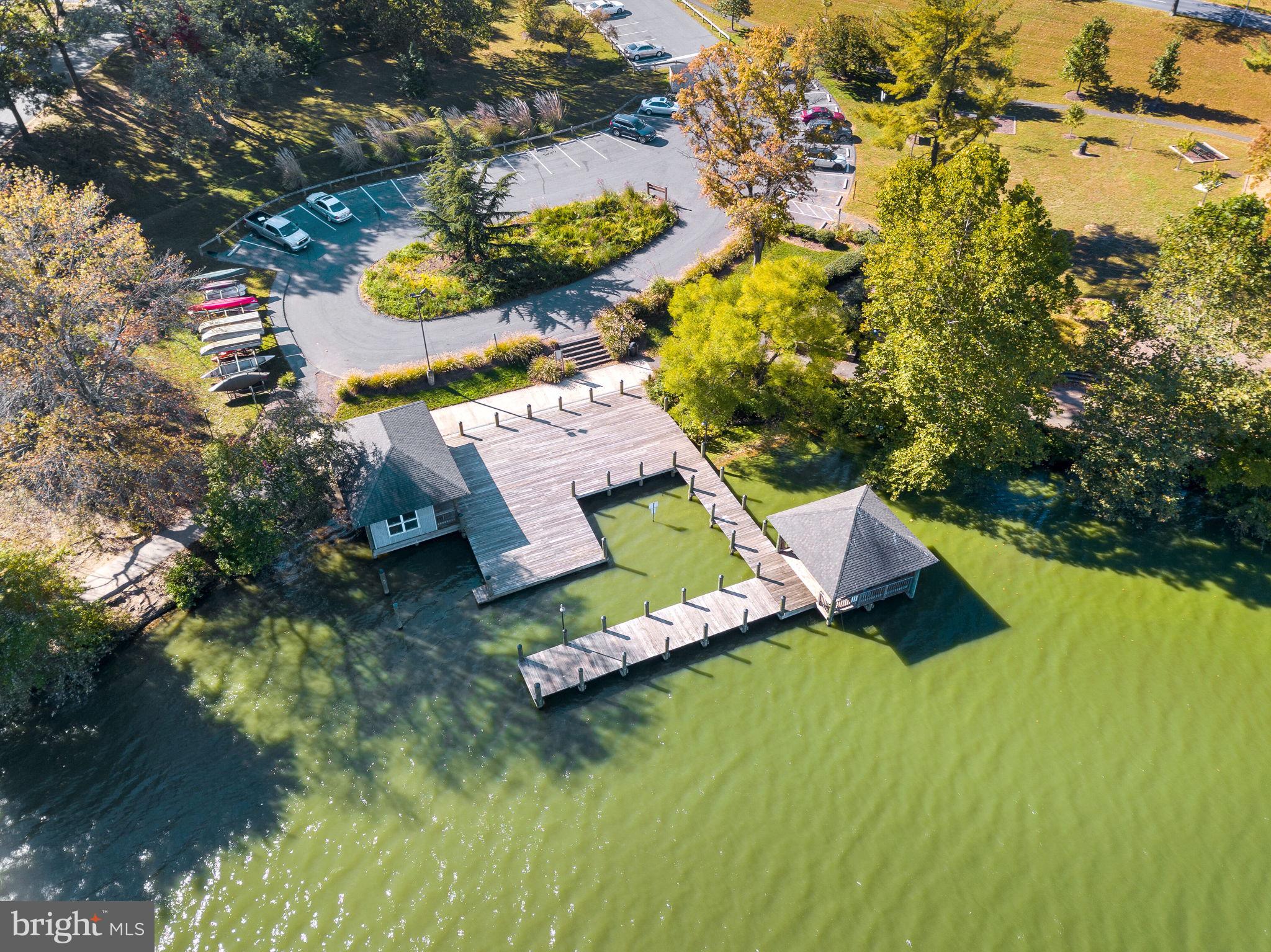 HERONS COVE - Residential