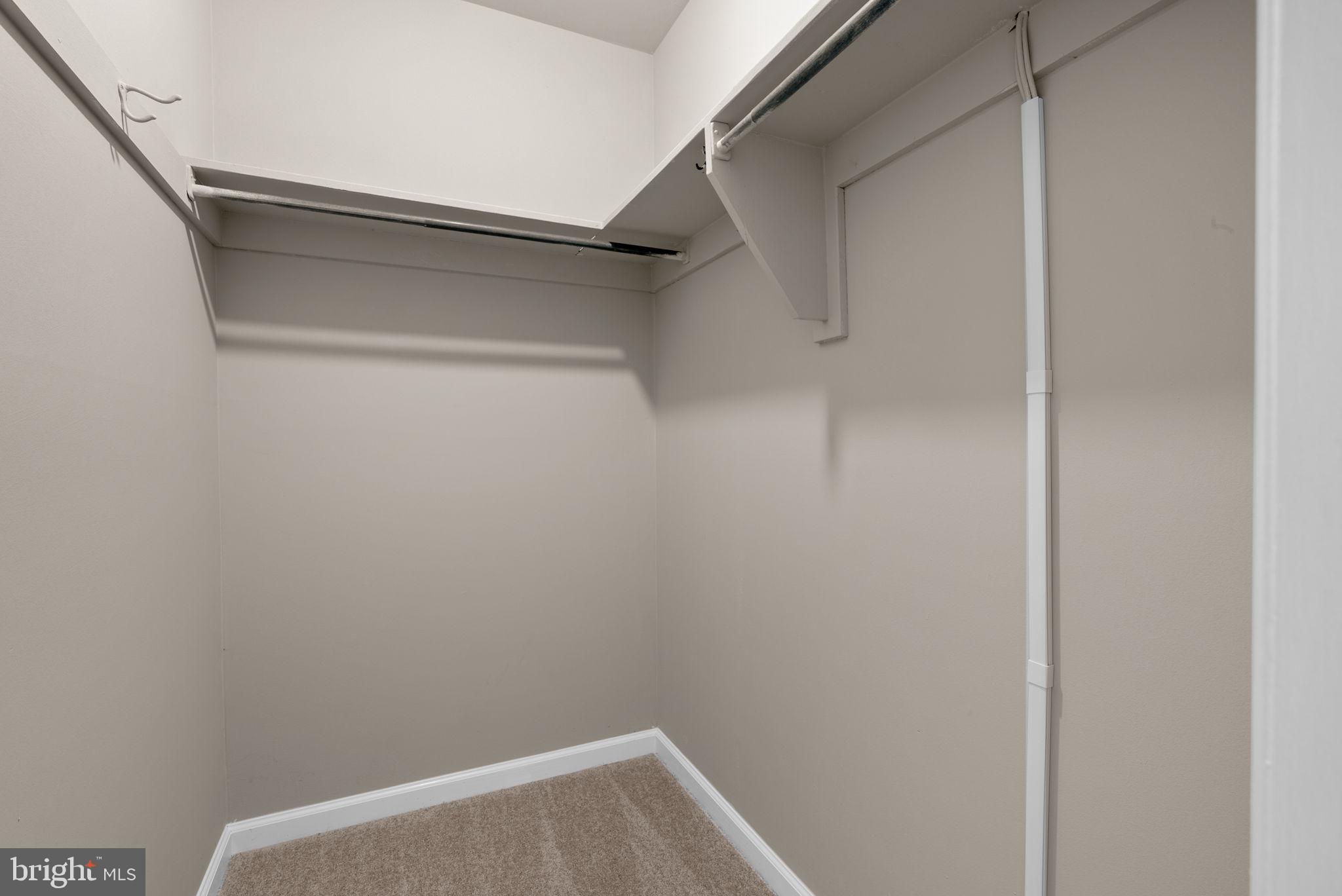 HERONS COVE - Residential