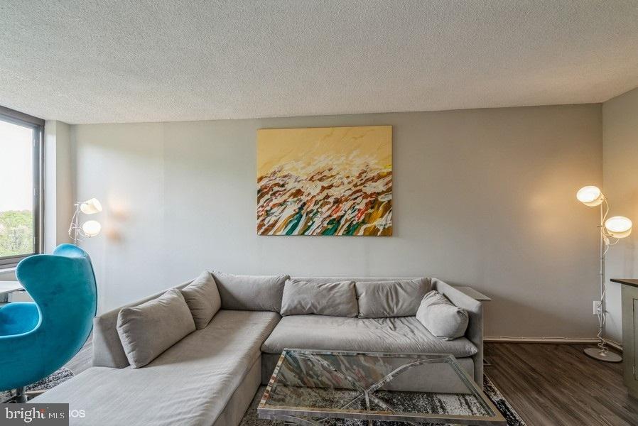 PLACE ONE - Residential