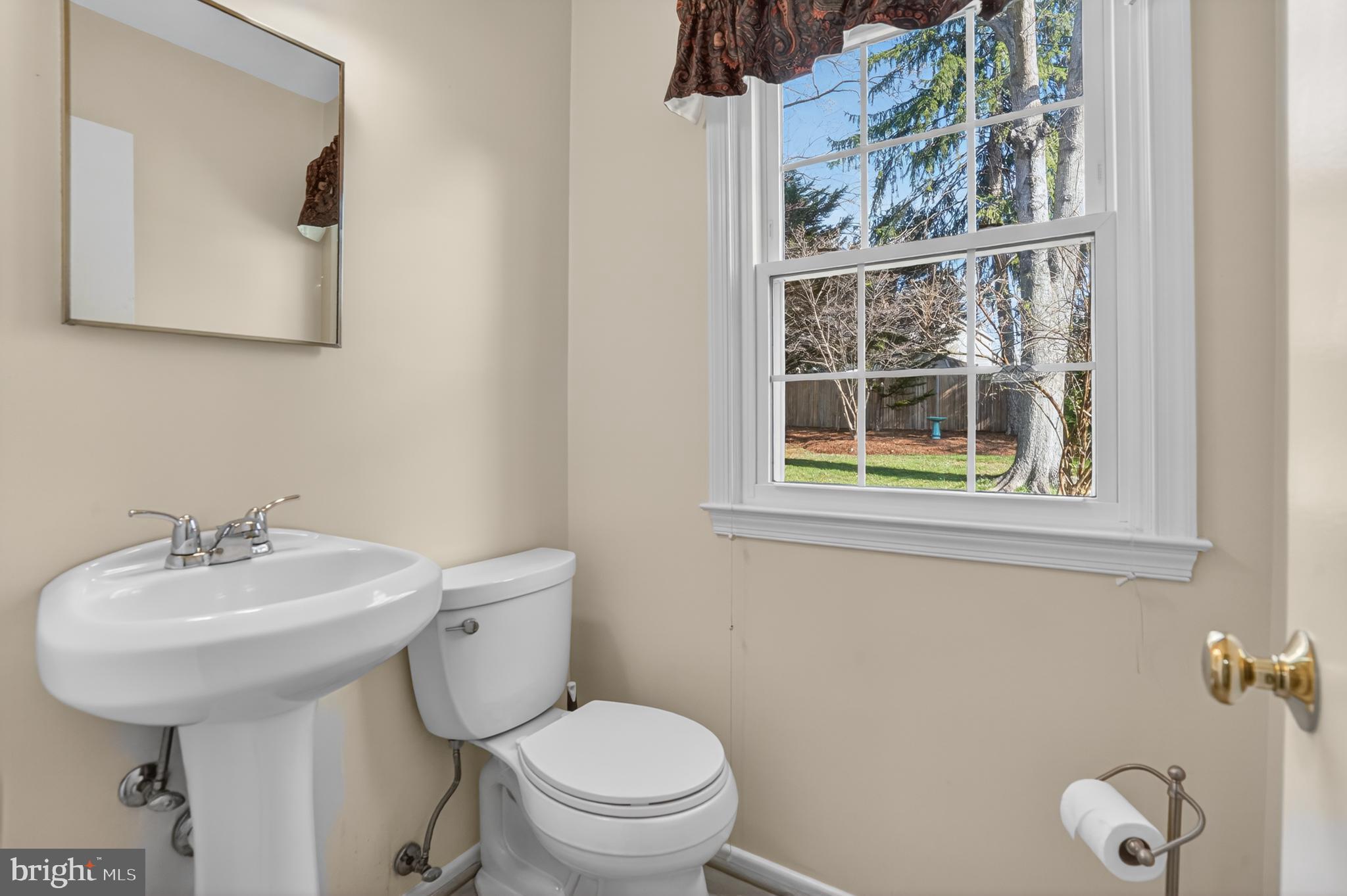 LAKE BRADDOCK - Residential