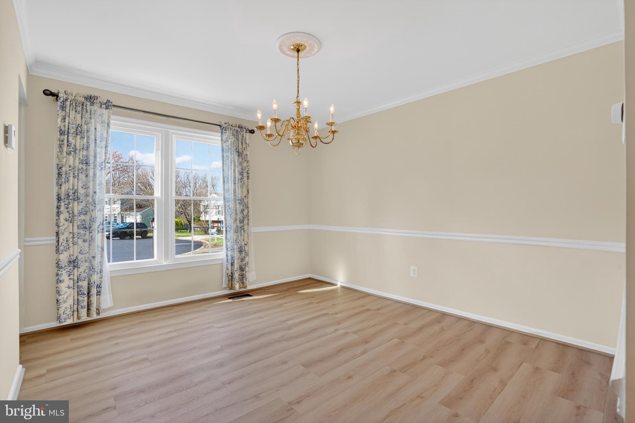 LAKE BRADDOCK - Residential