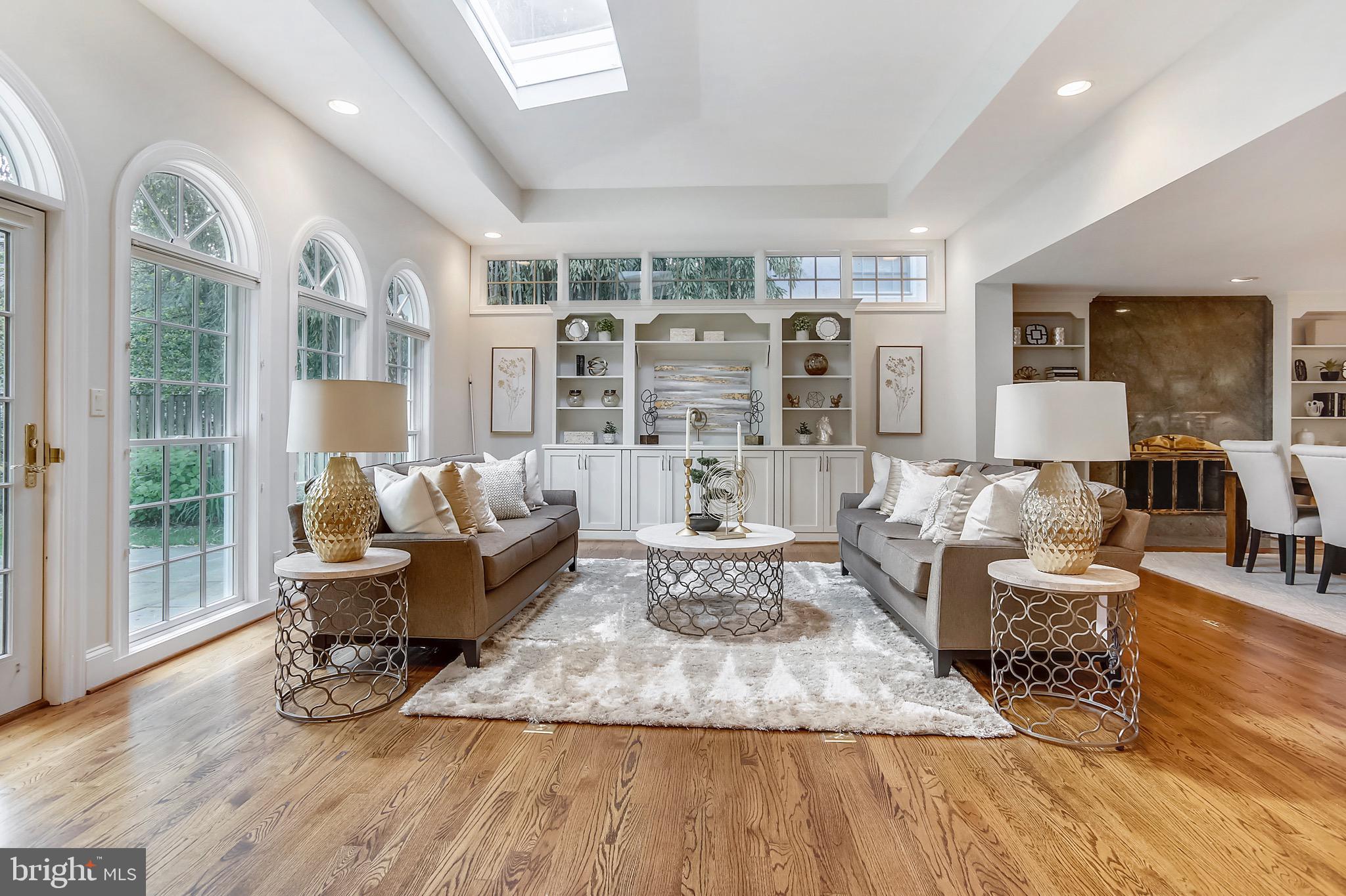 CHEVY CHASE - Residential