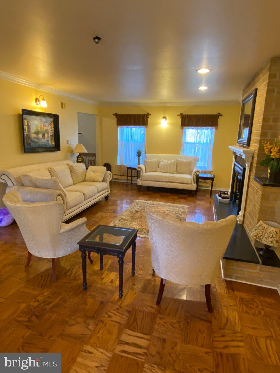 JUSTA FARMS - Residential