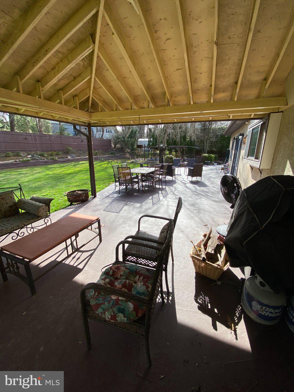 JUSTA FARMS - Residential