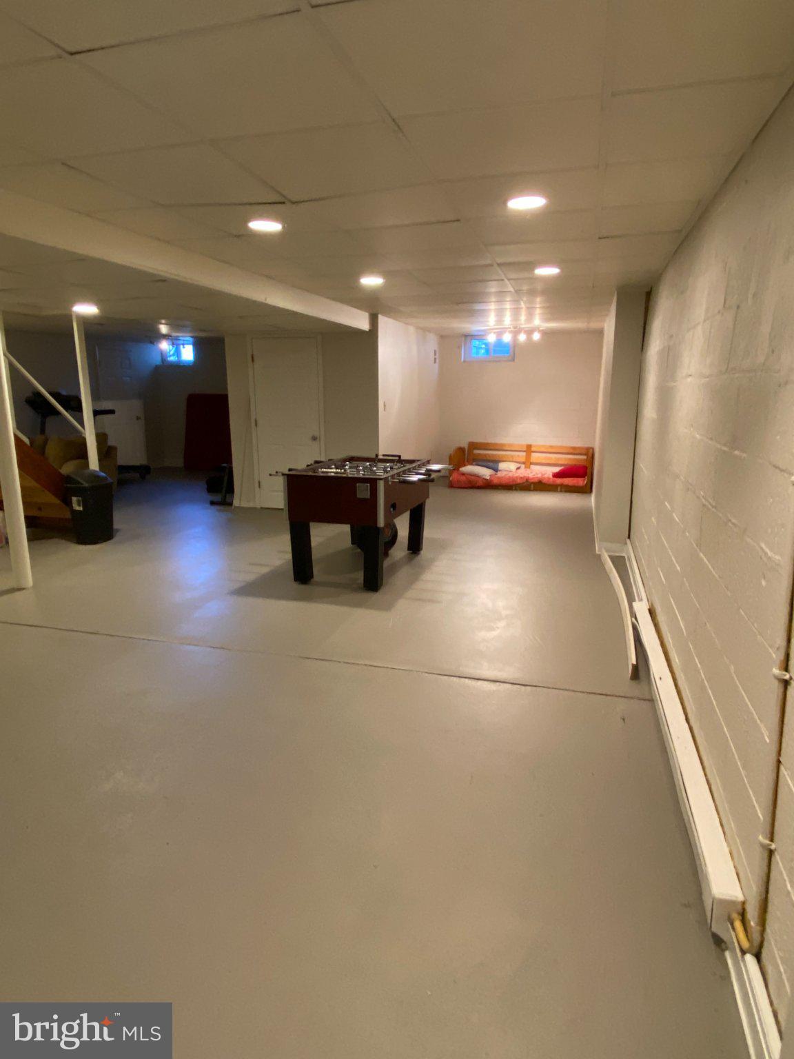 JUSTA FARMS - Residential