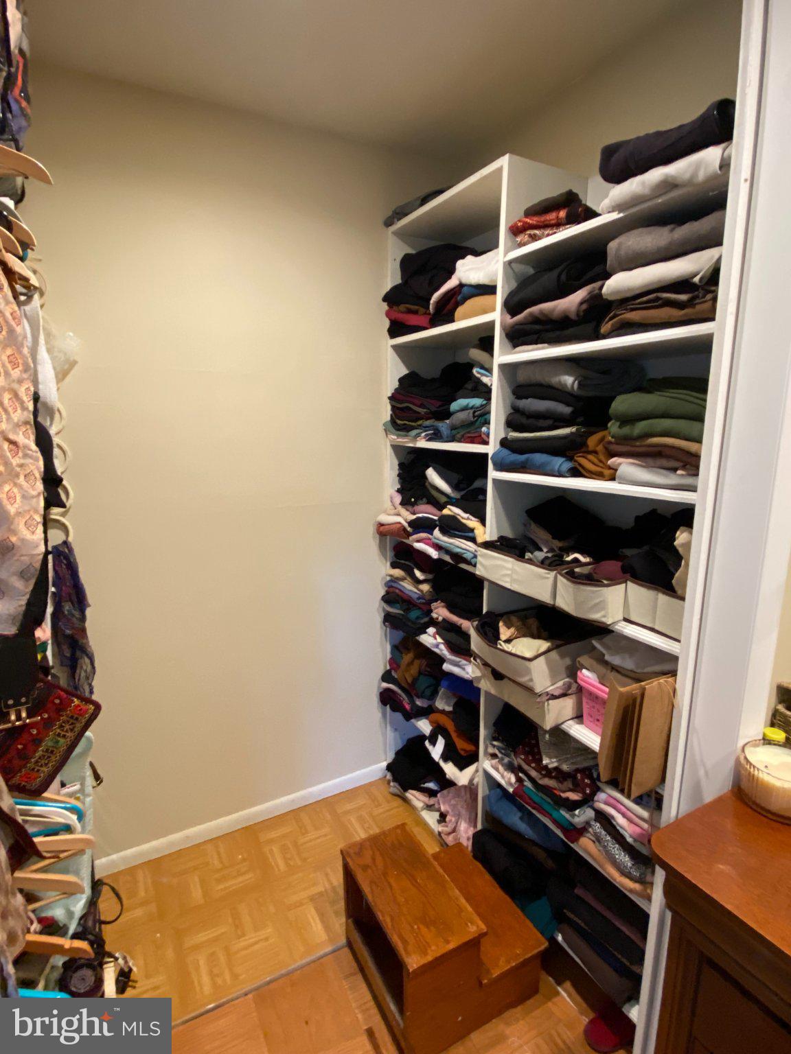 JUSTA FARMS - Residential