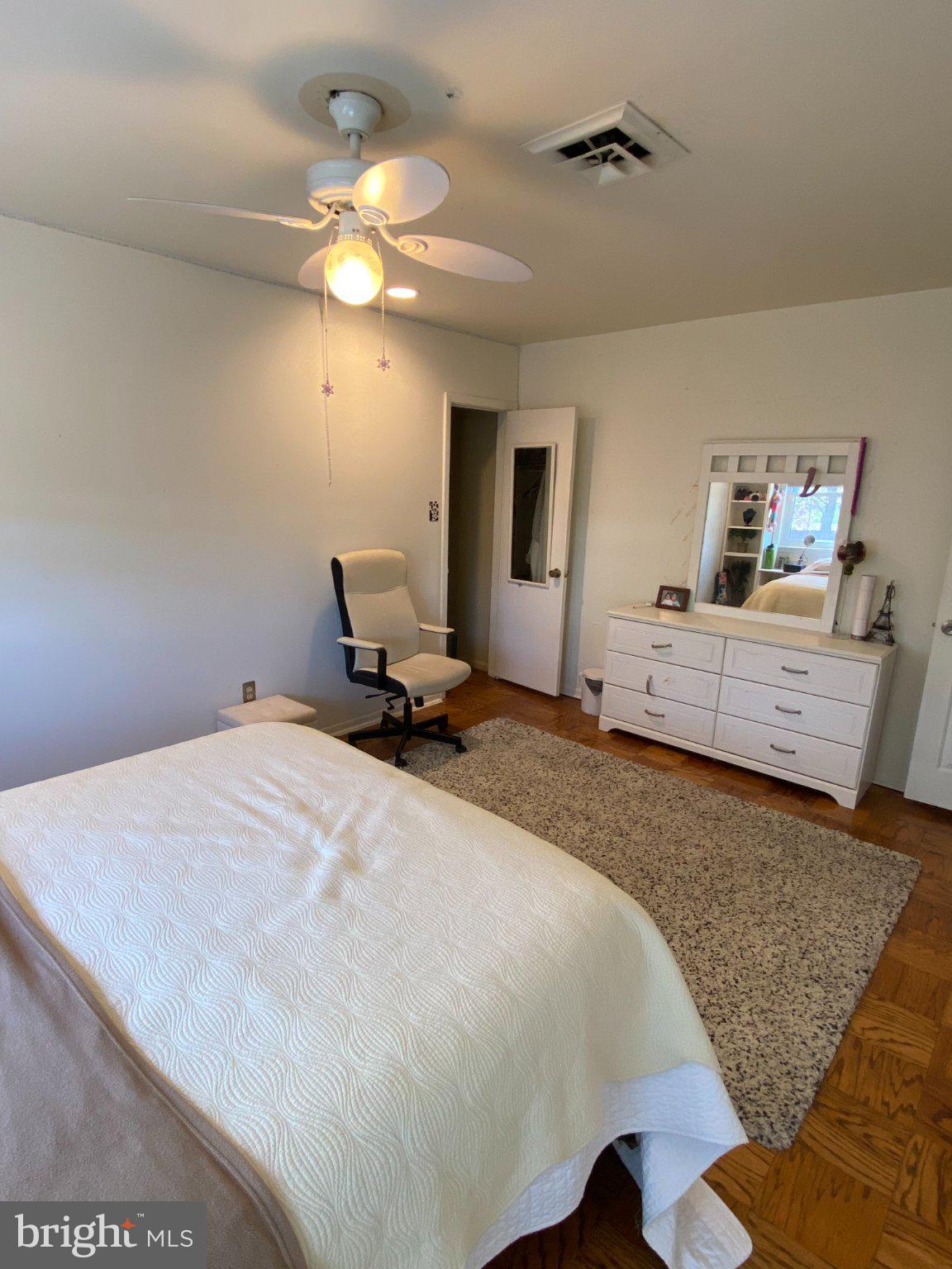 JUSTA FARMS - Residential