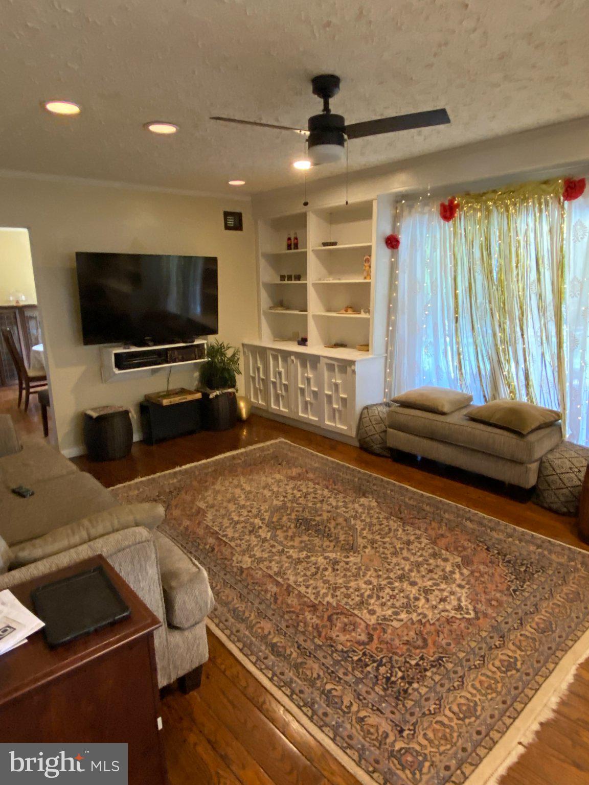 JUSTA FARMS - Residential