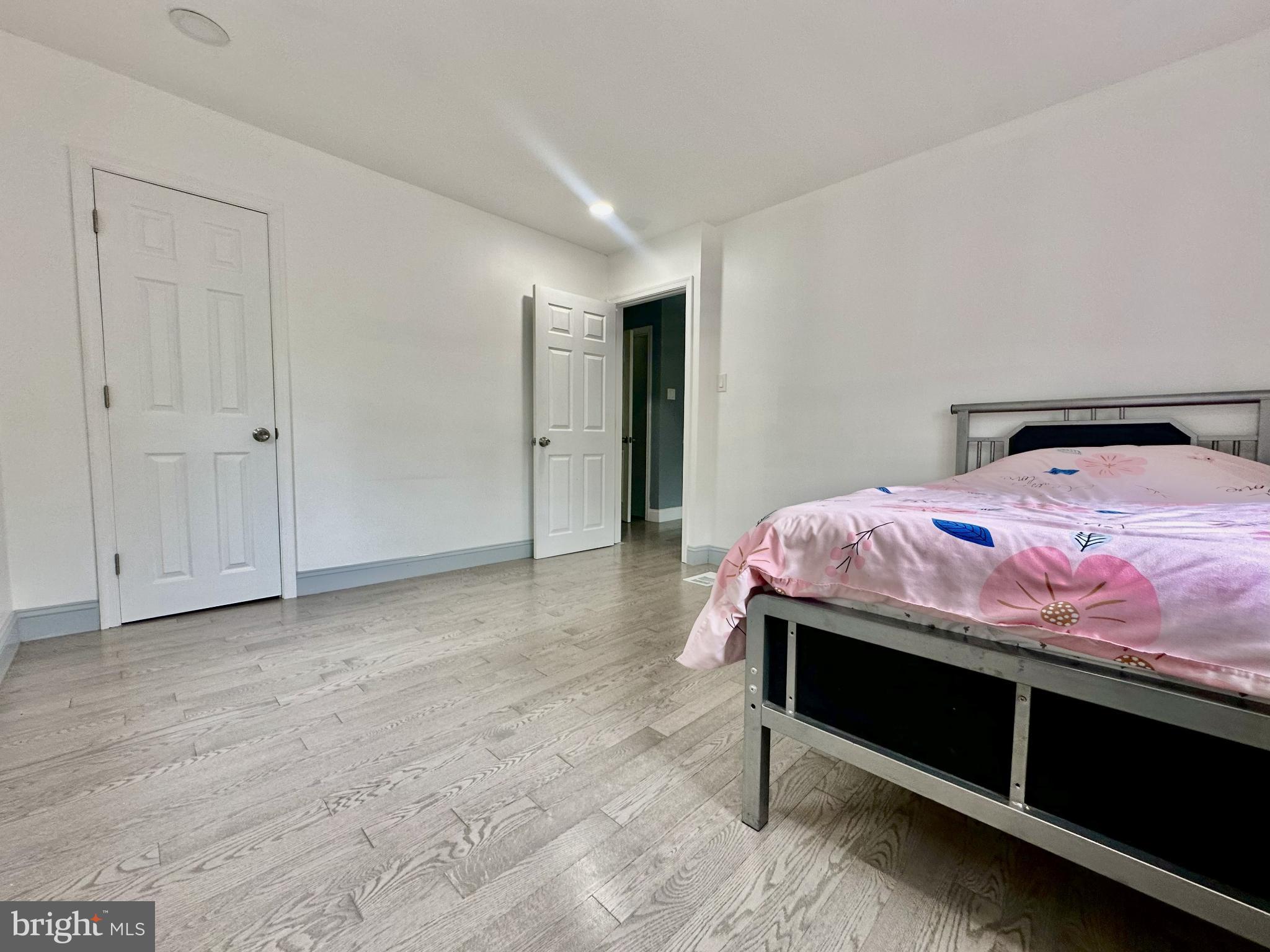 WRIGHTSTOWN HUNT - Residential