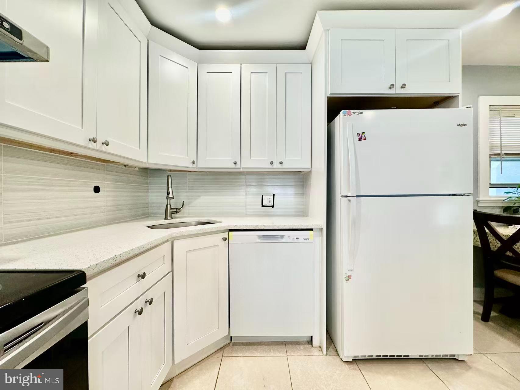 WRIGHTSTOWN HUNT - Residential