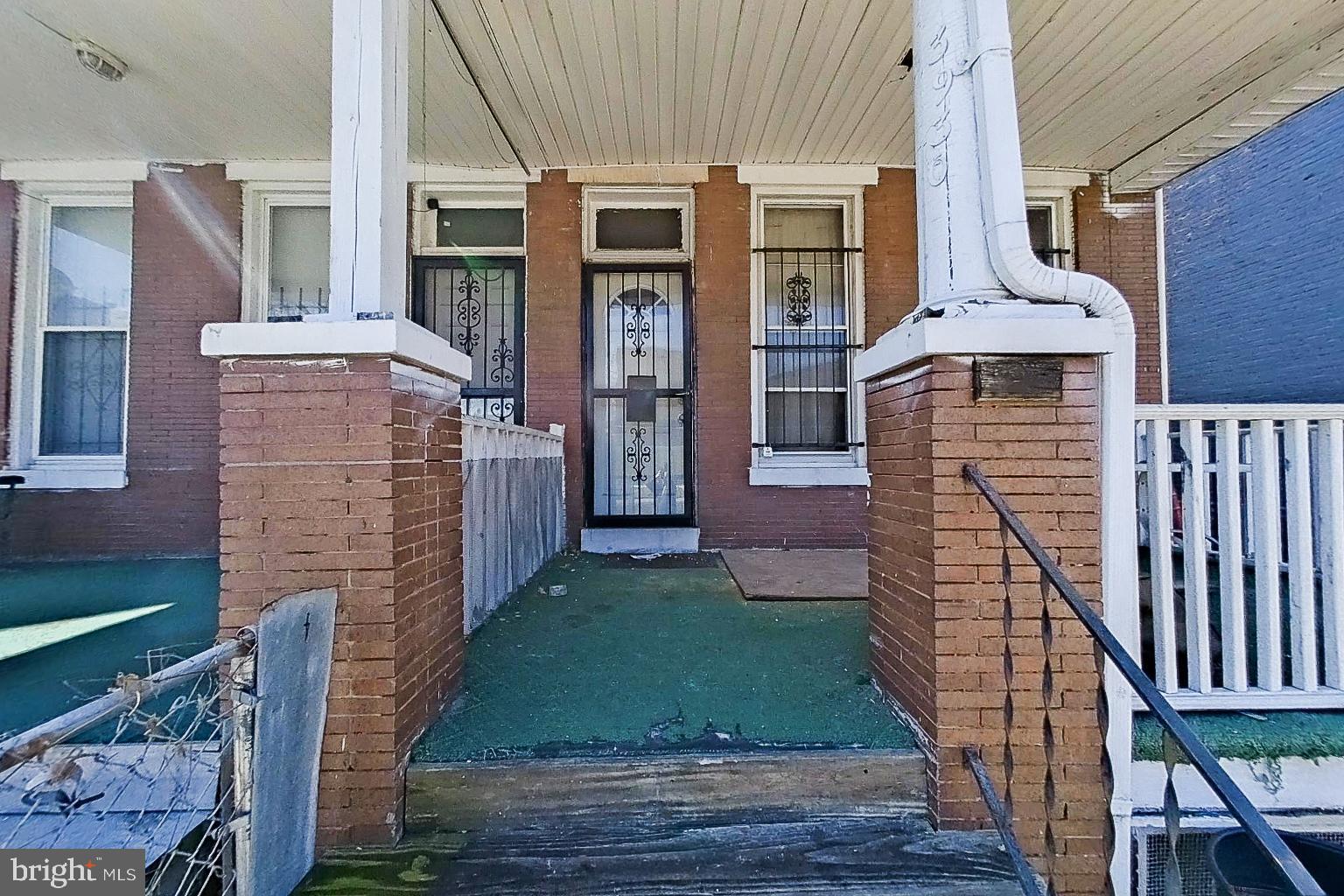 PARK CIRCLE - Residential