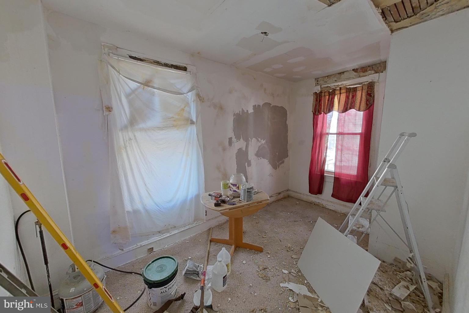 PARK CIRCLE - Residential