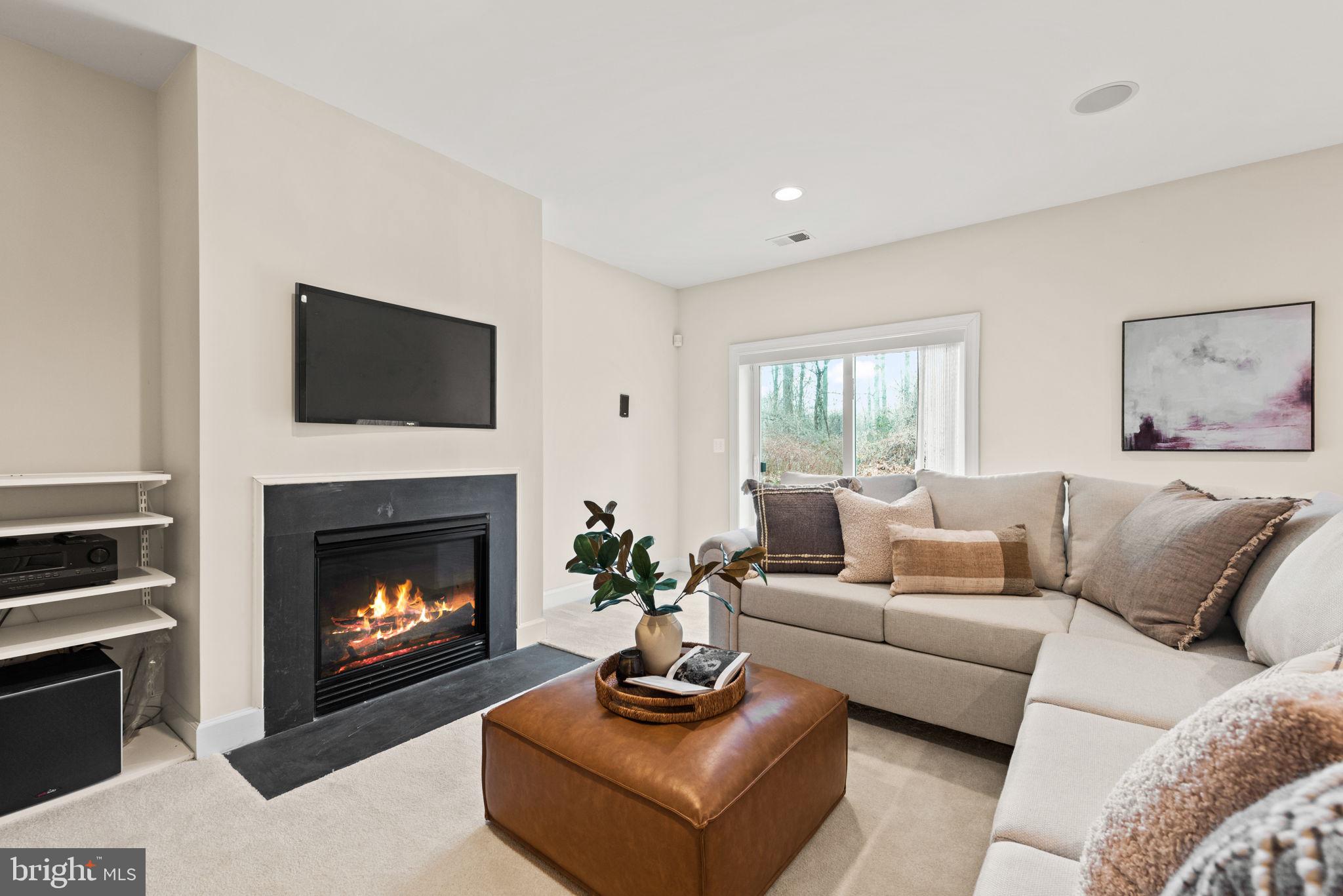 BELL MANOR ESTATES - Residential