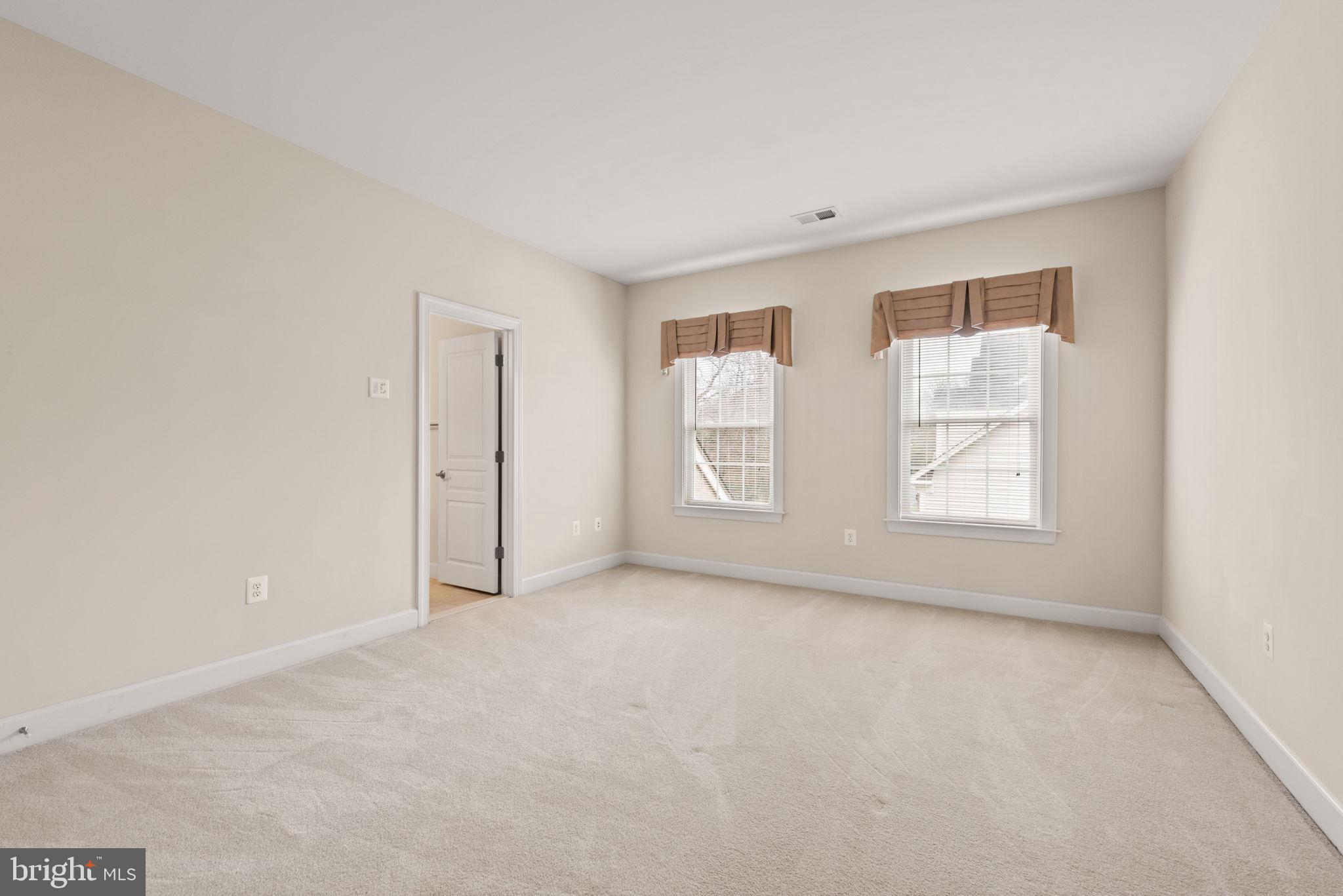 BELL MANOR ESTATES - Residential