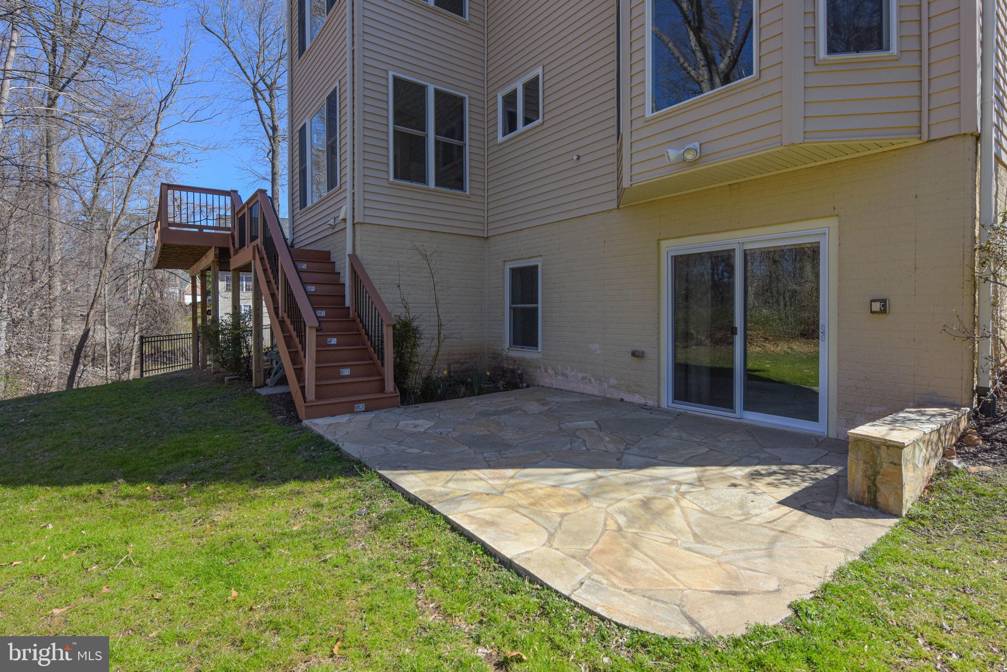 BELL MANOR ESTATES - Residential