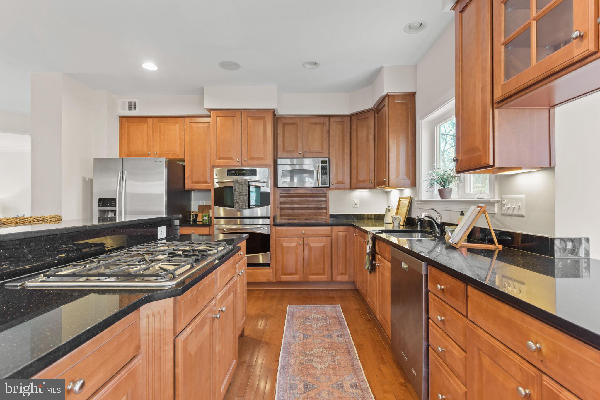 BELL MANOR ESTATES - Residential